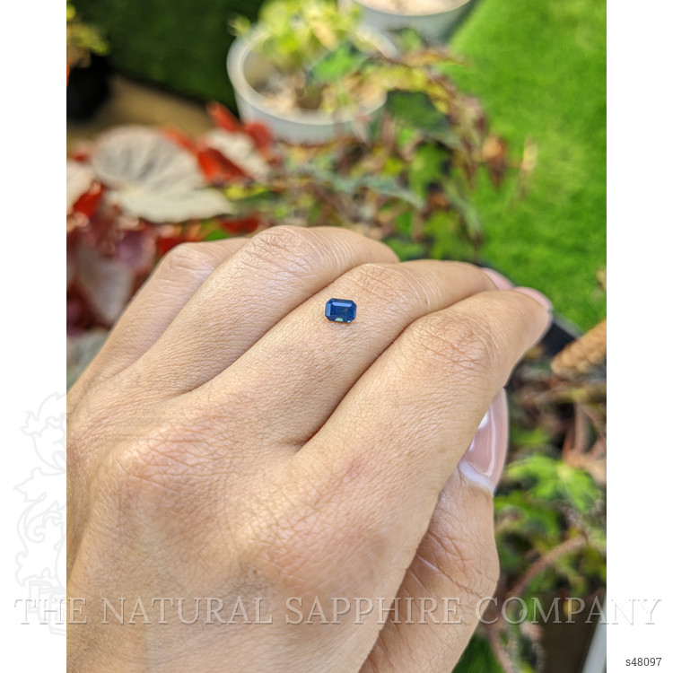 0.48 Ct. Greenish Blue Sapphire from Ceylon (Sri Lanka)