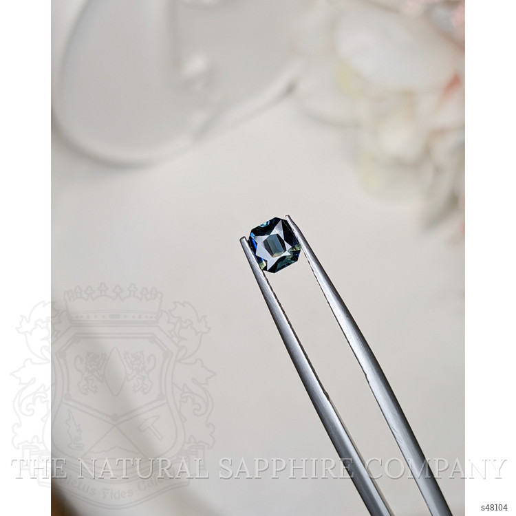 0.58 Ct. Bi Color / Parti Sapphire from Ceylon (Sri Lanka)
