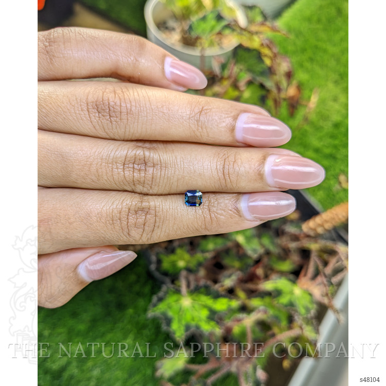 0.58 Ct. Bi Color / Parti Sapphire from Ceylon (Sri Lanka)