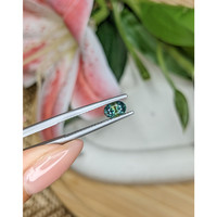 0.90 Ct. Bi Color / Parti Sapphire from Ceylon (Sri Lanka) Life Style