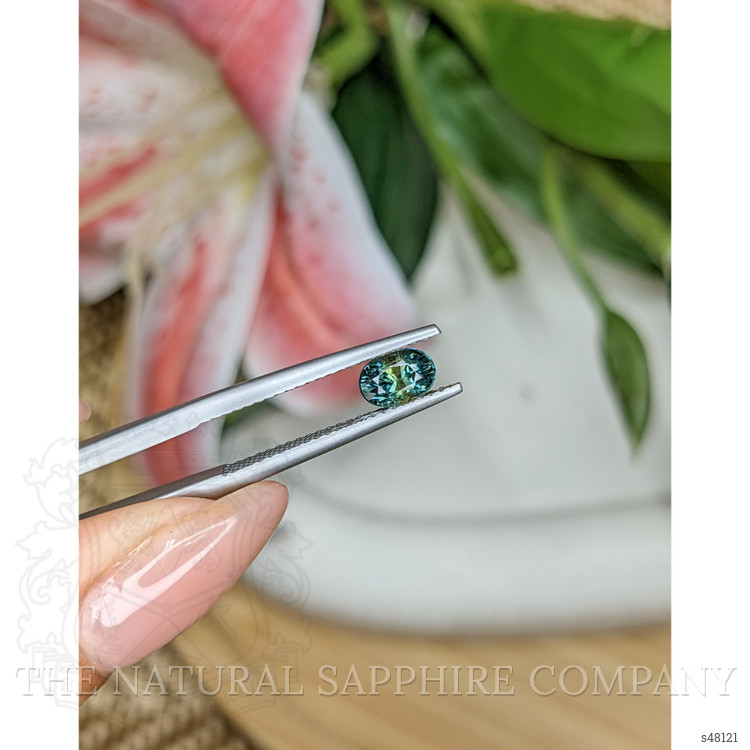 0.90 Ct. Bi Color / Parti Sapphire from Ceylon (Sri Lanka)
