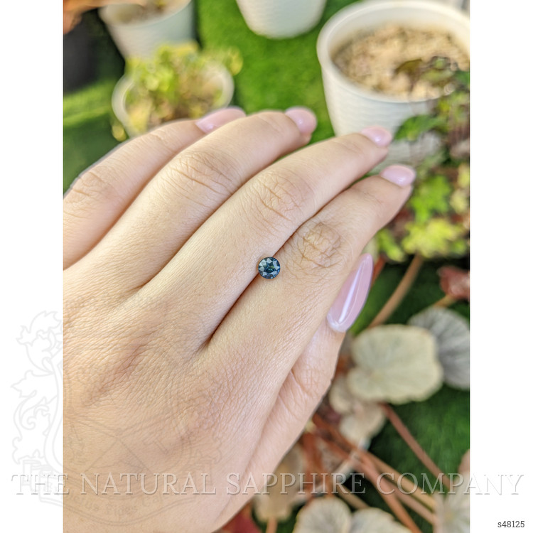 0.65 Ct. Bi Color / Parti Sapphire from Ceylon (Sri Lanka)