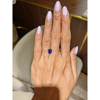 2.14 Ct. Blue Sapphire from Ceylon (Sri Lanka) Life Style