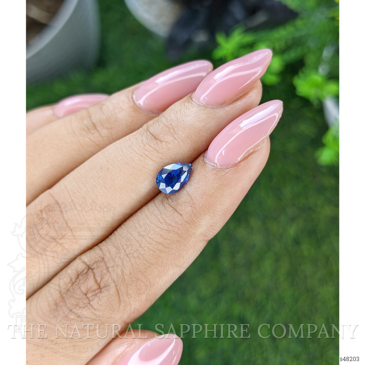 1.06 Ct. Blue Sapphire from Ceylon (Sri Lanka)