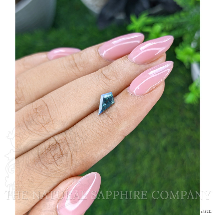 1.02 Ct. Bi Color / Parti Sapphire from Madagascar