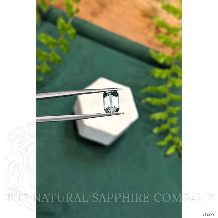 2.24 Ct. Bluish Green Sapphire from Ceylon (Sri Lanka)