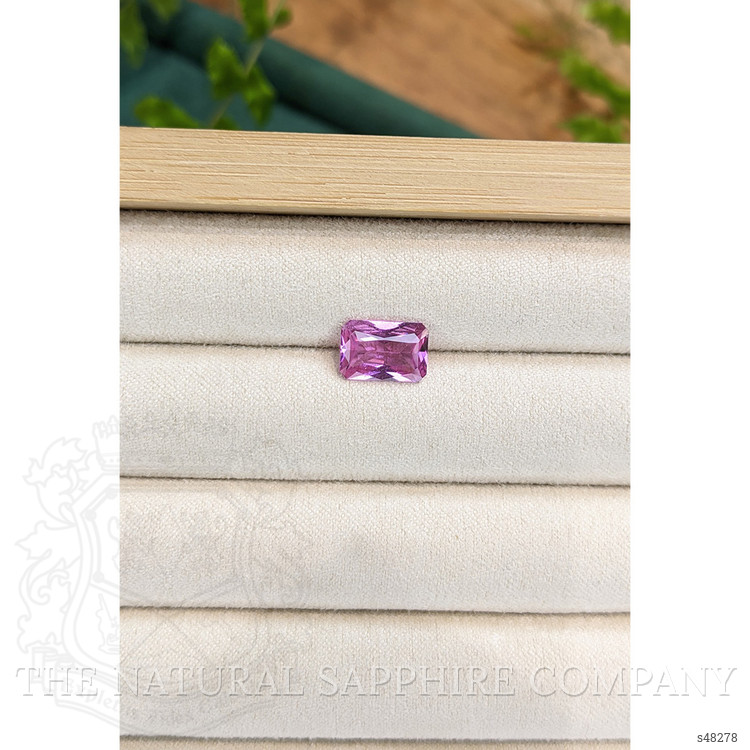 2.53 Ct. Pink Sapphire from Ceylon (Sri Lanka)