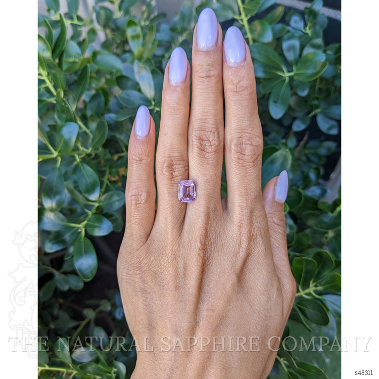 4.04 Ct. Pinkish Purple Sapphire from Ceylon (Sri Lanka)