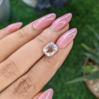 3.14 Ct. Peach Sapphire from Madagascar Life Style