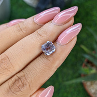 2.58 Ct. Bi Color / Parti Sapphire from Ceylon (Sri Lanka) Life Style