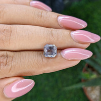2.58 Ct. Bi Color / Parti Sapphire from Ceylon (Sri Lanka) Life Style