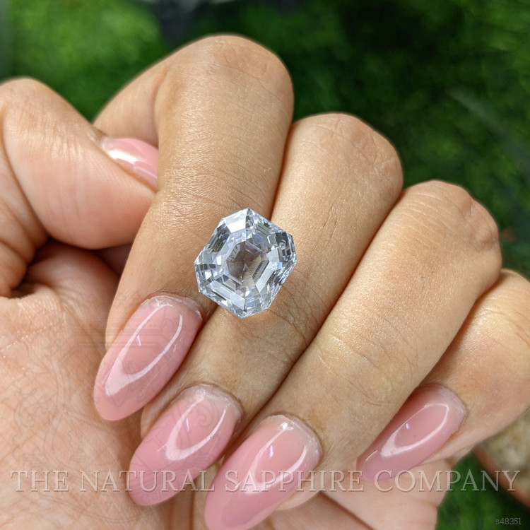 9.06 Ct. White Sapphire from Ceylon (Sri Lanka)