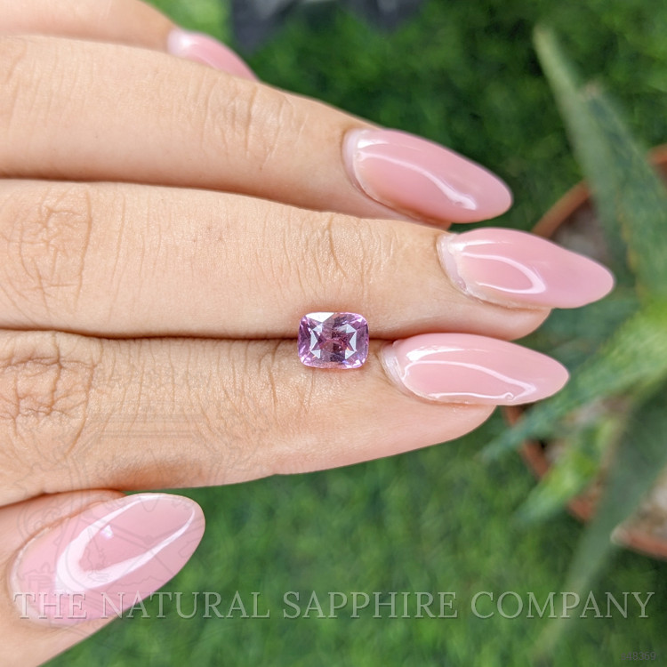 1.56 Ct. Pink Sapphire from Ceylon (Sri Lanka)