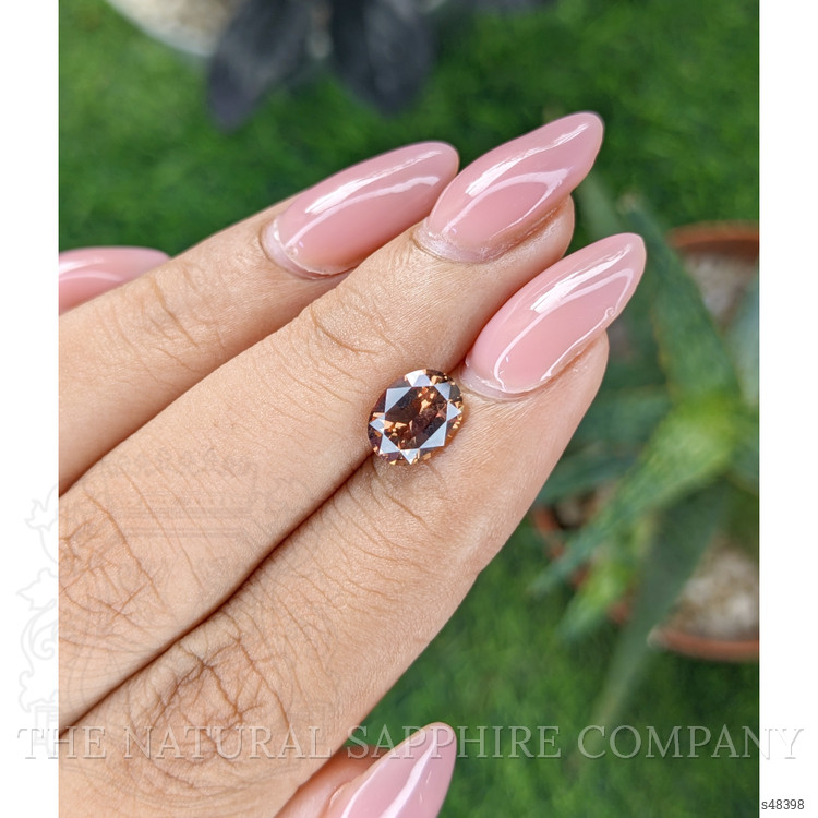 1.75 Ct. Pinkish Brown Sapphire from Madagascar
