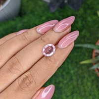 2.57 Ct. Pink Sapphire from Ceylon (Sri Lanka) Life Style