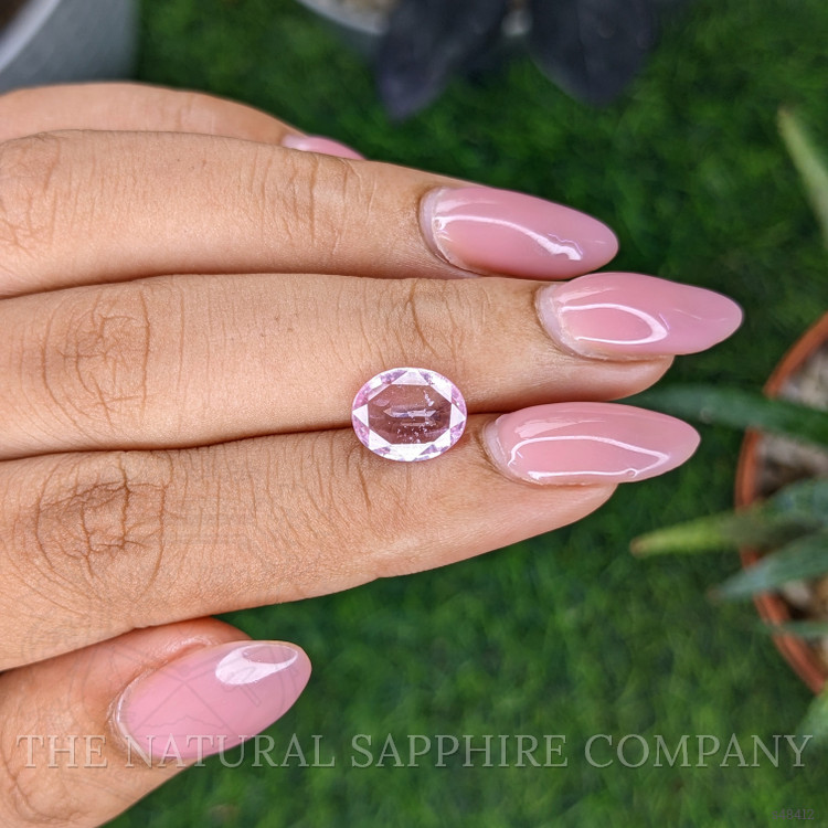 2.57 Ct. Pink Sapphire from Ceylon (Sri Lanka)