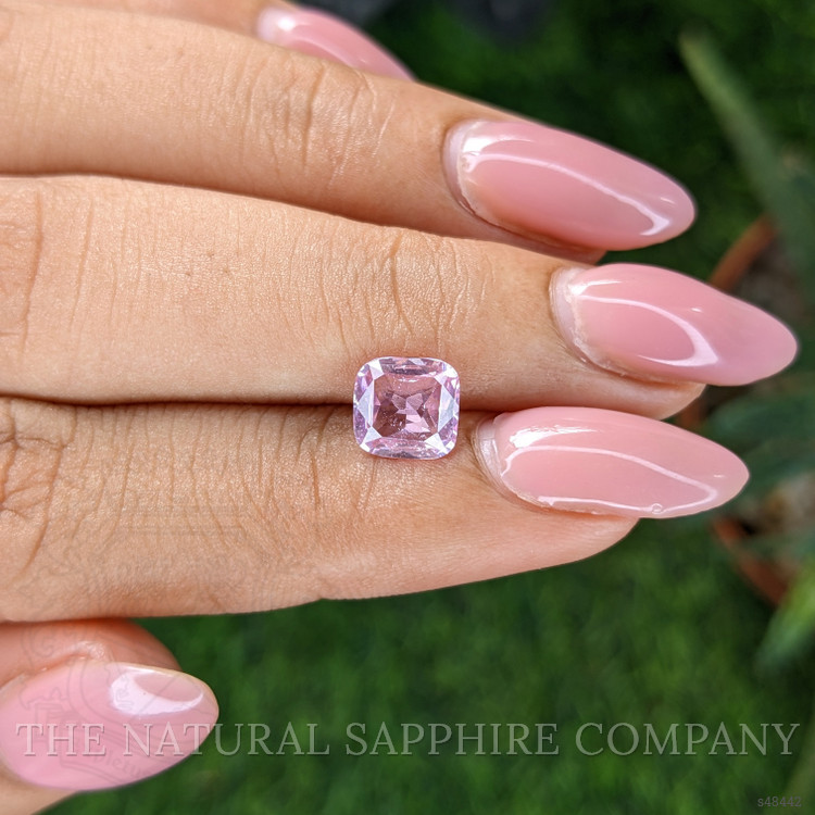 1.53 Ct. Pink Sapphire from Ceylon (Sri Lanka)