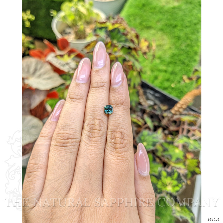 1.15 Ct. Bluish Green Sapphire from Ceylon (Sri Lanka)