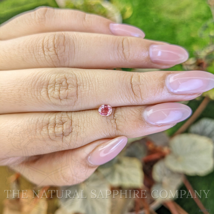 0.48 Ct. Padparadscha Sapphire from Ceylon (Sri Lanka)