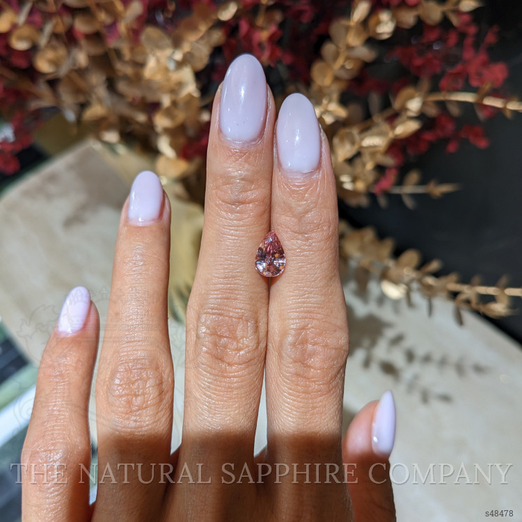 1.67 Ct. Padparadscha Sapphire from Ceylon (Sri Lanka)