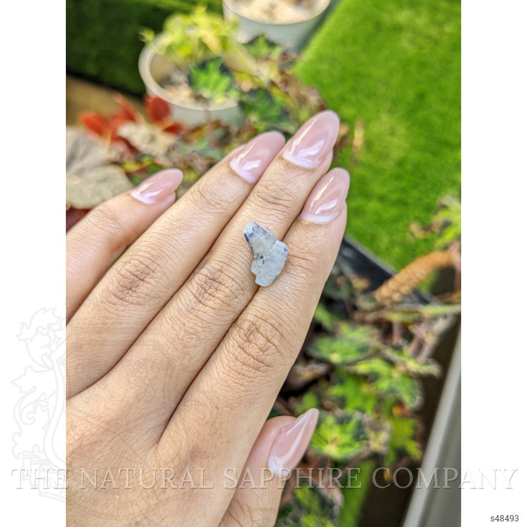 6.63 Ct. Blue Sapphire from Ceylon (Sri Lanka)