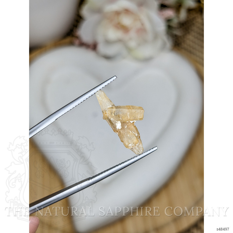 5.85 Ct. Yellow Sapphire from Ceylon (Sri Lanka)