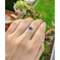 0.97 Ct. Blue Sapphire from Ceylon (Sri Lanka) Life Style