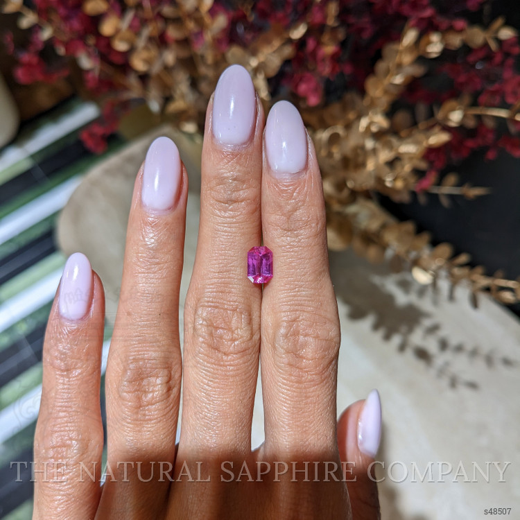 1.27 Ct. Pink Sapphire from Ceylon (Sri Lanka)
