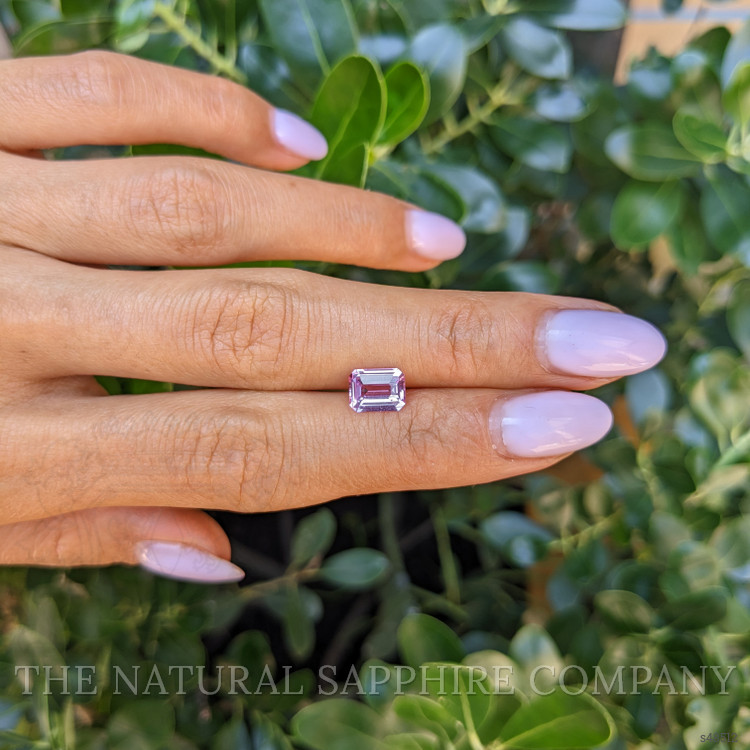 1.51 Ct. Pink Sapphire from Ceylon (Sri Lanka)