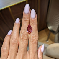 4.55 Ct. Padparadscha Sapphire from Ceylon (Sri Lanka) Life Style