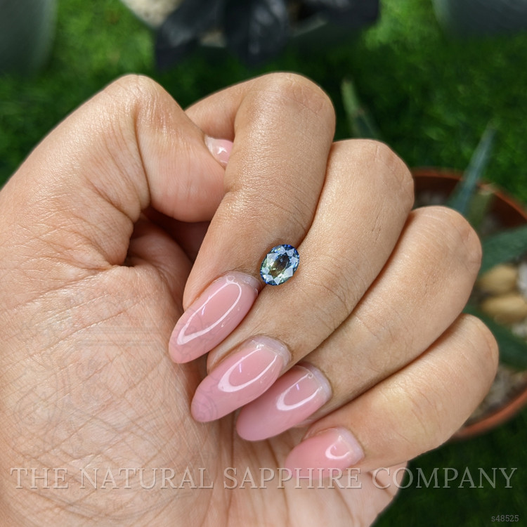0.92 Ct. Bi Color / Parti Sapphire from Madagascar