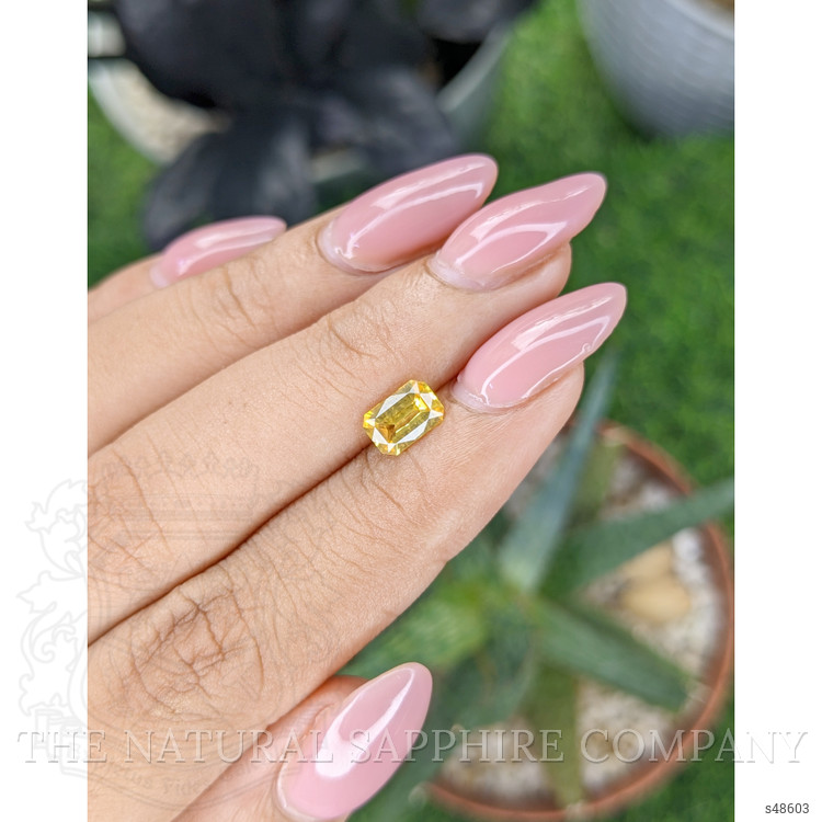 1.07 Ct. Yellow Sapphire from Ceylon (Sri Lanka)