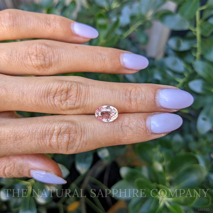 3.54 Ct. Padparadscha Sapphire from Ceylon (Sri Lanka)