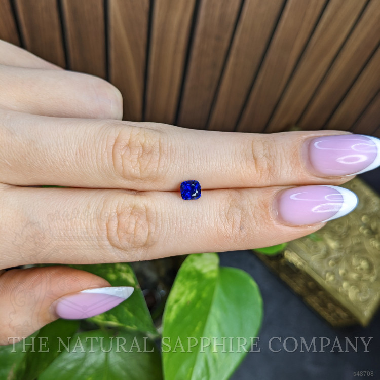 0.91 Ct. Blue Sapphire from Ceylon (Sri Lanka)