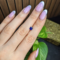0.91 Ct. Blue Sapphire from Ceylon (Sri Lanka) Life Style