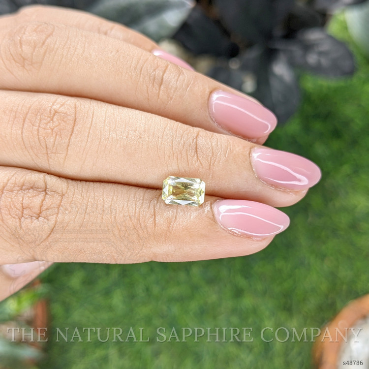 1.55 Ct. Yellow Sapphire from Ceylon (Sri Lanka)