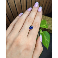 2.76 Ct. Blue Sapphire from Ceylon (Sri Lanka) Life Style