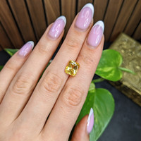 5.14 Ct. Yellow Sapphire from Ceylon (Sri Lanka) Life Style
