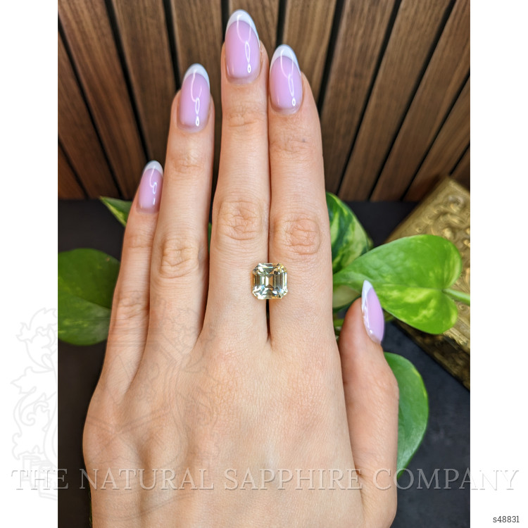 7.61 Ct. Yellow Sapphire from Ceylon (Sri Lanka)