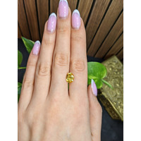 3.37 Ct. Yellow Sapphire from Ceylon (Sri Lanka) Life Style