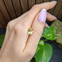 4.04 Ct. Yellow Sapphire from Ceylon (Sri Lanka) Life Style