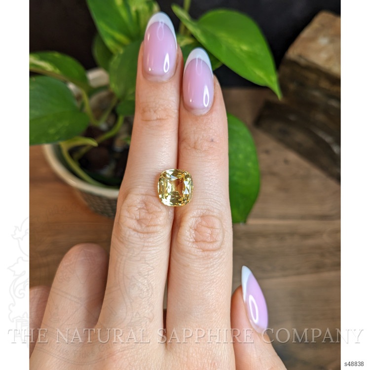 7.29 Ct. Yellow Sapphire from Ceylon (Sri Lanka)