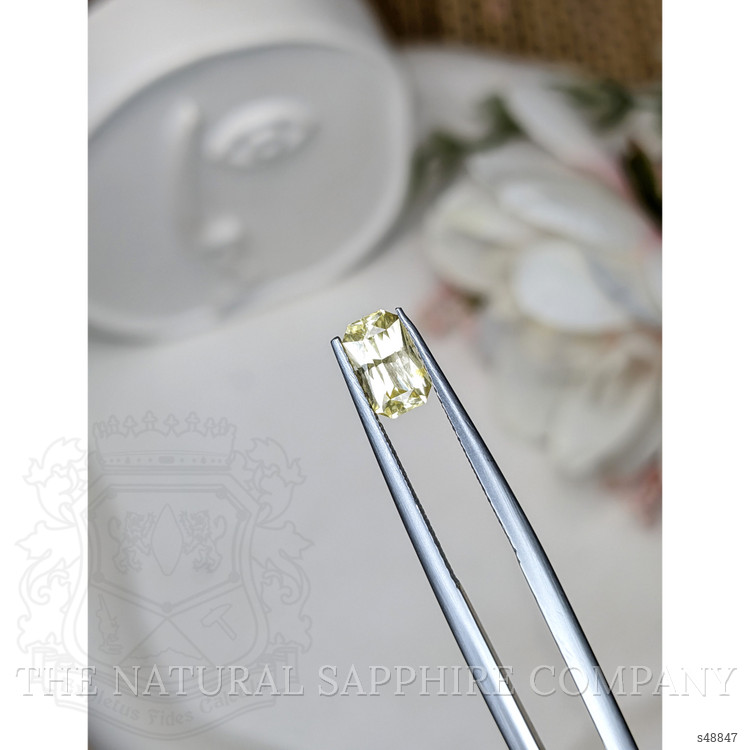 1.15 Ct. Yellow Sapphire from Ceylon (Sri Lanka)