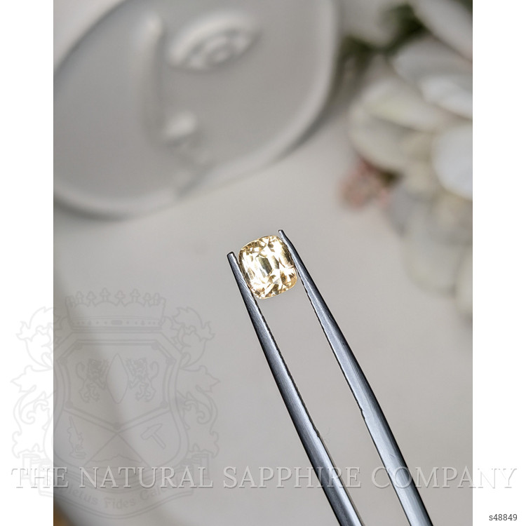 1.26 Ct. Yellow Sapphire from Ceylon (Sri Lanka)