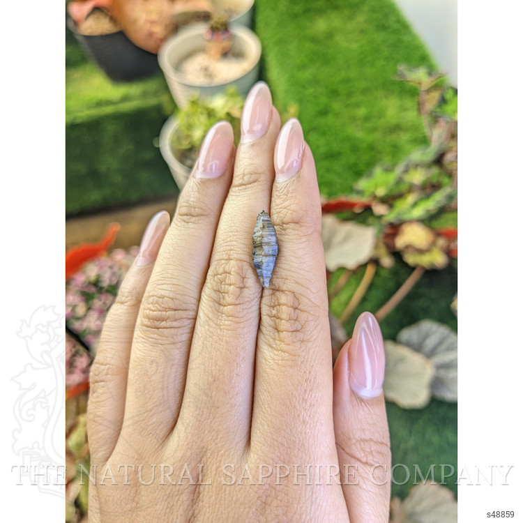 4.65 Ct. Blue Sapphire from Ceylon (Sri Lanka)