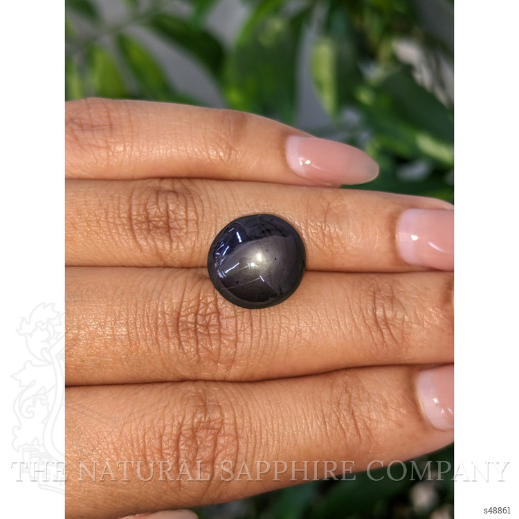 13.86 Ct. Purplish Blue Cabochon Star Spinel from Ceylon (Sri Lanka)