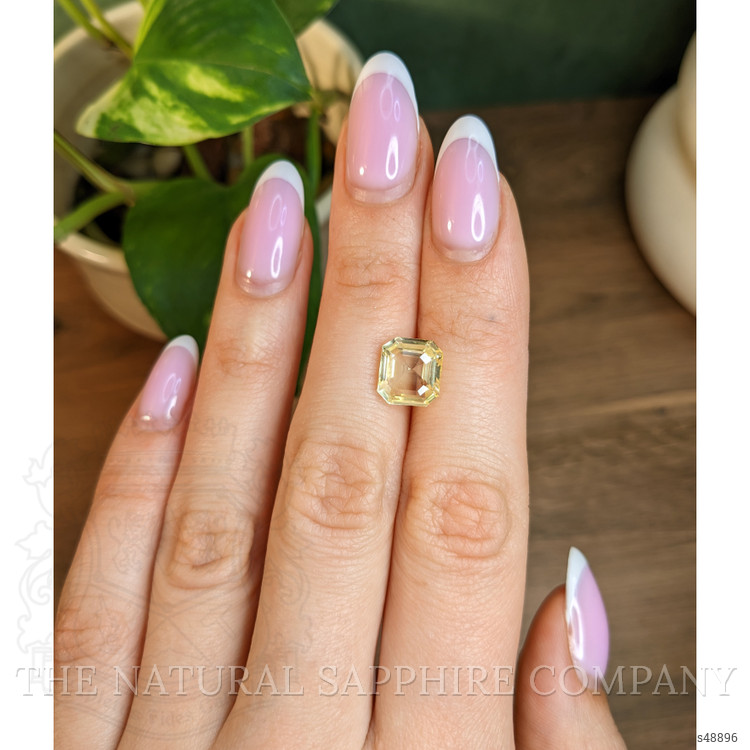 4.51 Ct. Yellow Sapphire from Ceylon (Sri Lanka)