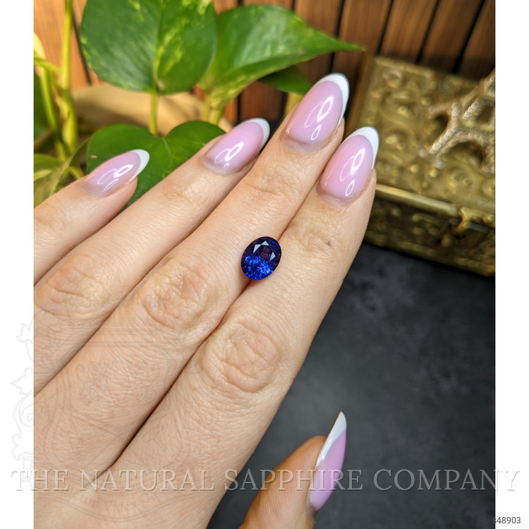 3.25 Ct. Purplish Blue Sapphire from Ceylon (Sri Lanka)