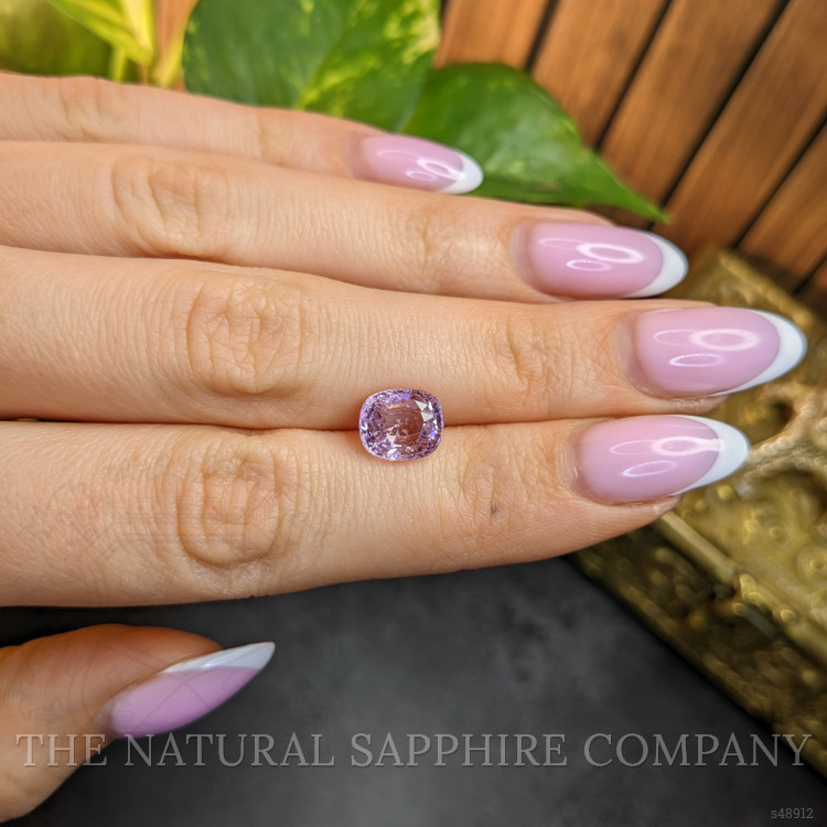 3.53 Ct. Purplish Pink Sapphire from Ceylon (Sri Lanka)