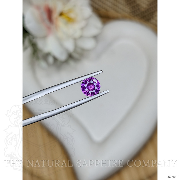 1.06 Ct. Pinkish Purple Sapphire from Ceylon (Sri Lanka)